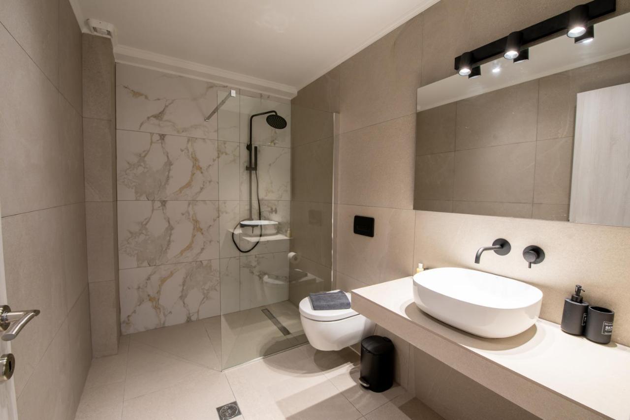 Ennea Suites-Flame Suite Flambouras ภายนอก รูปภาพ